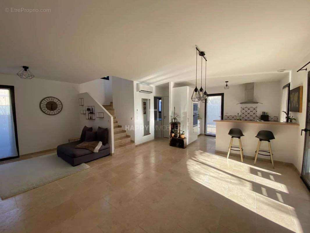 Maison à MAUSSANE-LES-ALPILLES