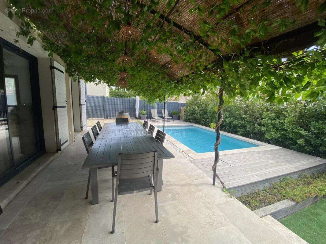 Maison à MAUSSANE-LES-ALPILLES