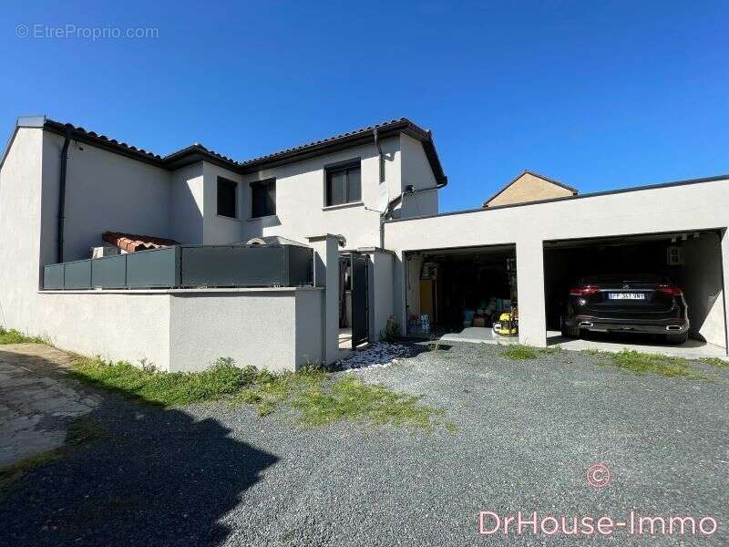 Maison à VILLEFRANCHE-SUR-SAONE