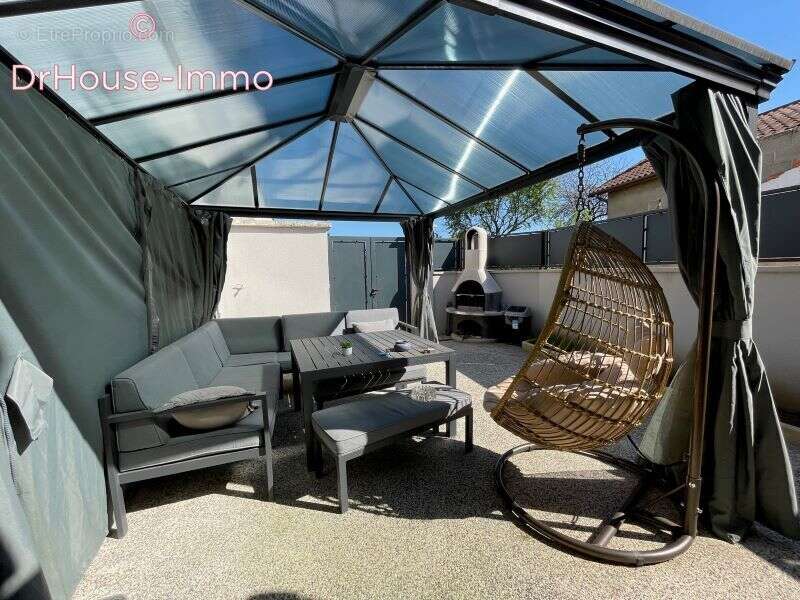 Maison à VILLEFRANCHE-SUR-SAONE