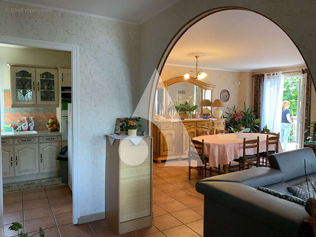 Maison à COULOMMIERS