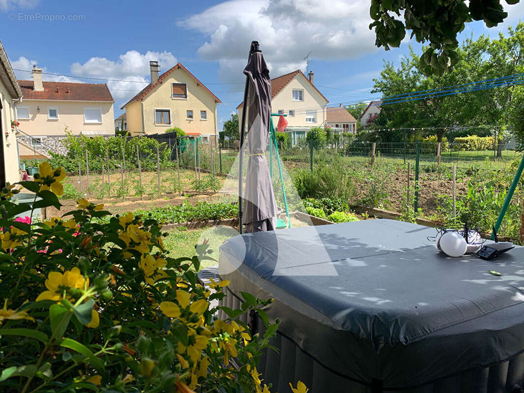 Maison à COULOMMIERS