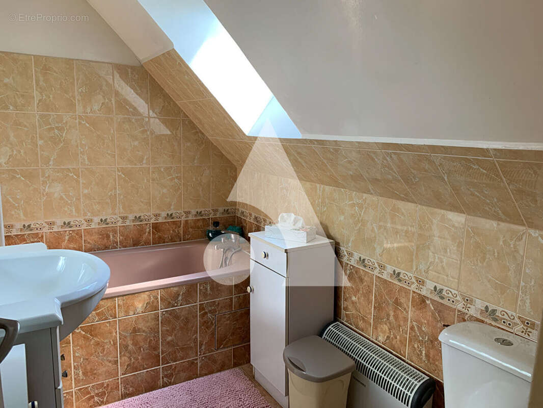 Maison à COULOMMIERS