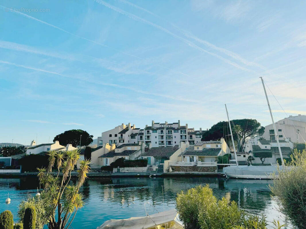 Appartement à GRIMAUD