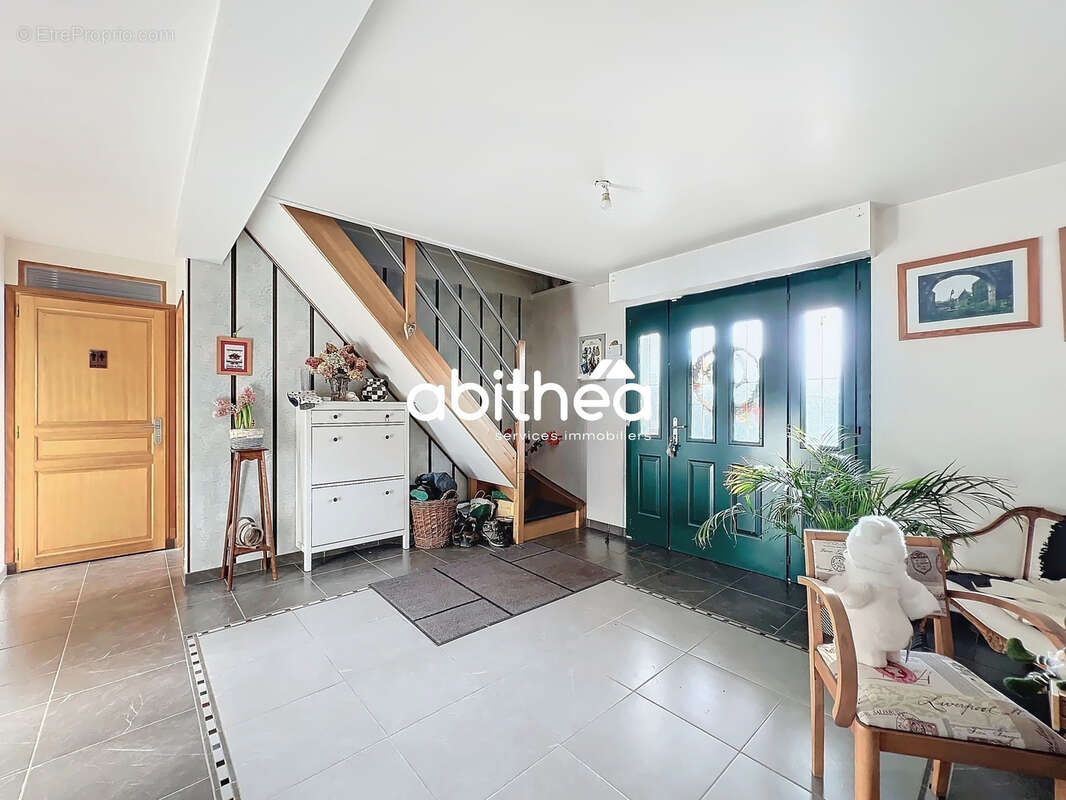 Maison à ENGLEFONTAINE