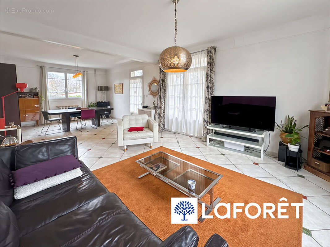 Maison à VILLEMOISSON-SUR-ORGE