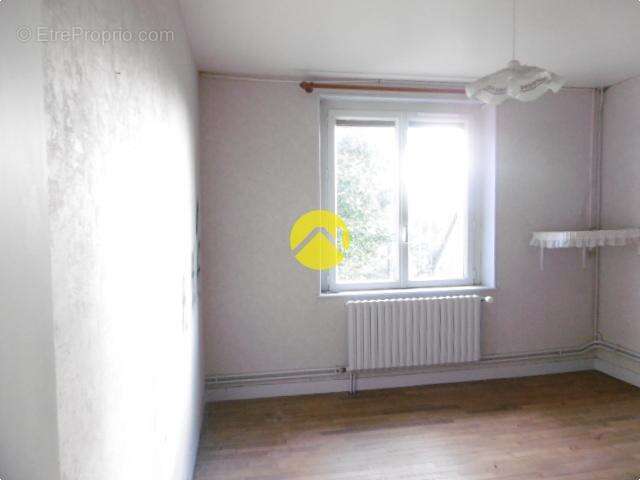 Maison à TOURNON-SAINT-MARTIN