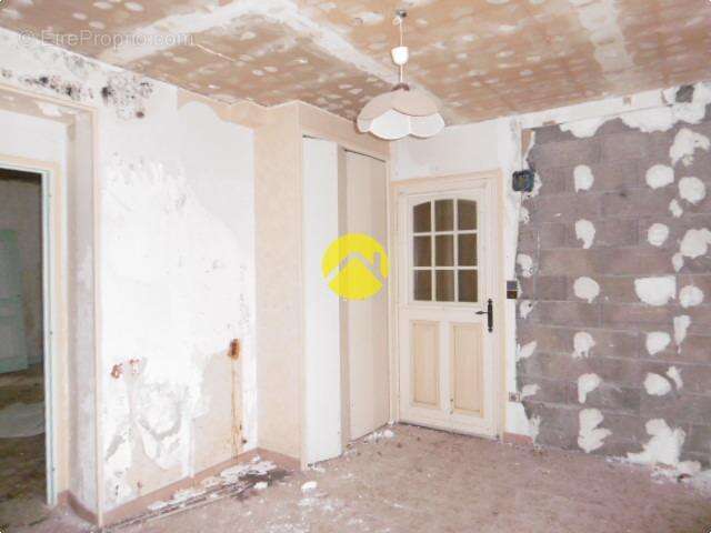 Maison à TOURNON-SAINT-MARTIN