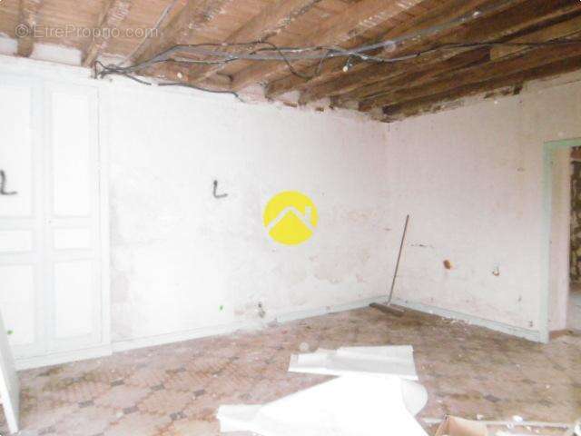 Maison à TOURNON-SAINT-MARTIN