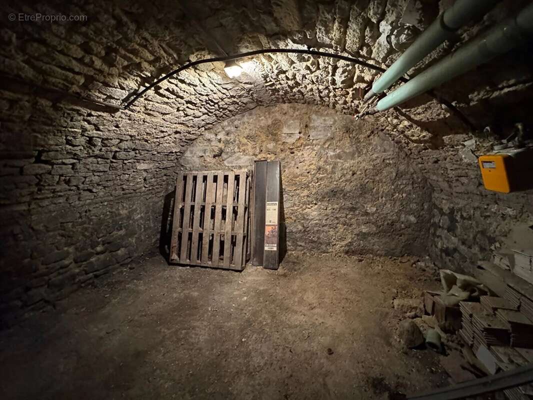 Maison à CRESPIERES