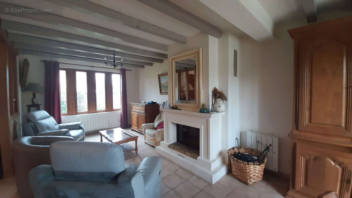 Maison à LE PERRAY-EN-YVELINES