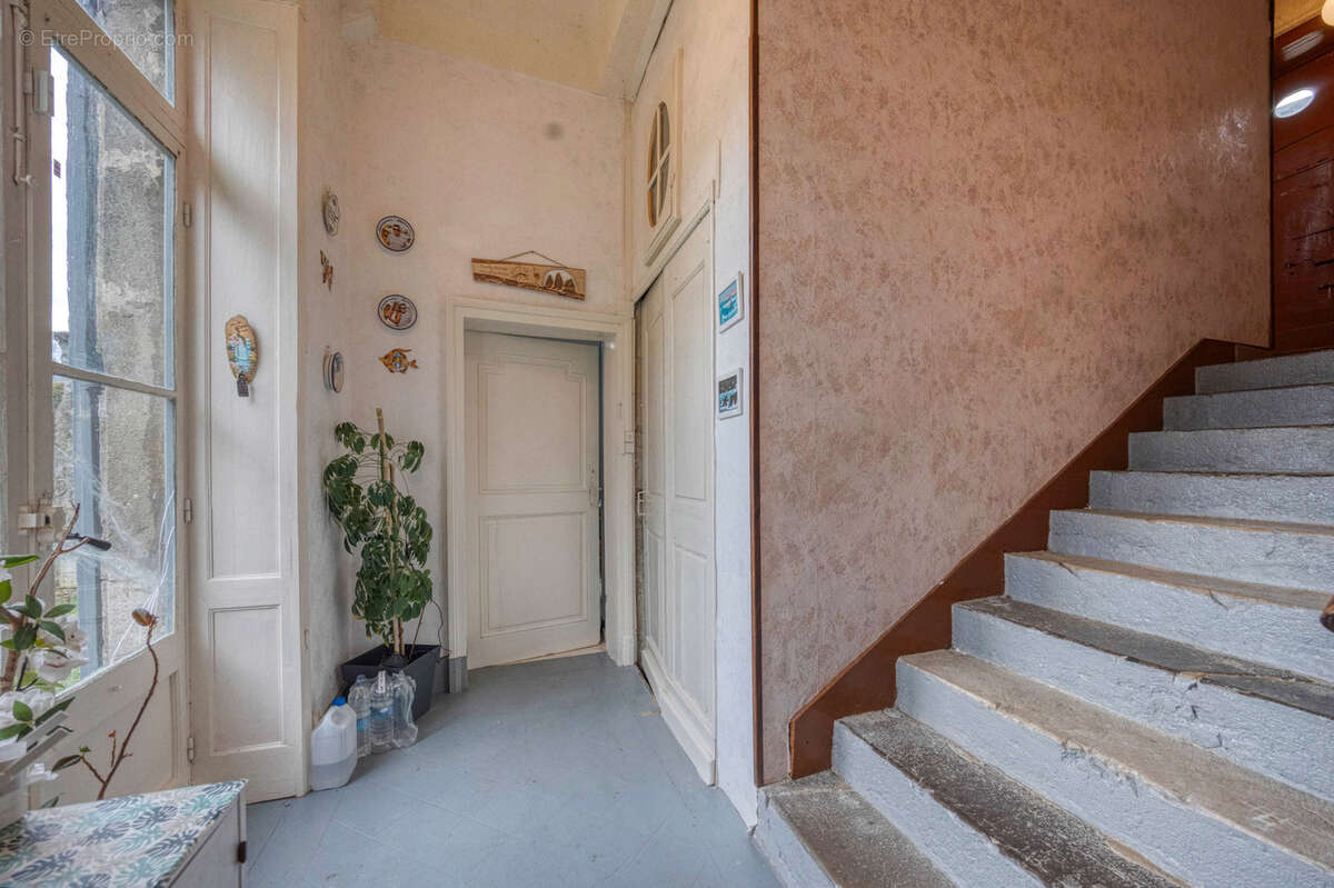 Maison à LA TERRASSE