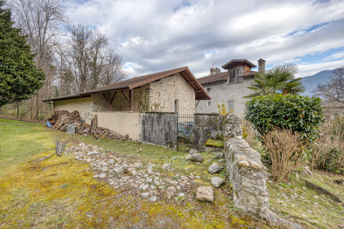 Maison à LA TERRASSE