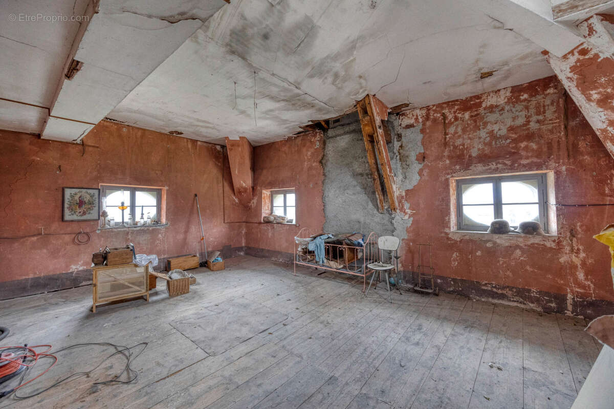 Maison à LA TERRASSE