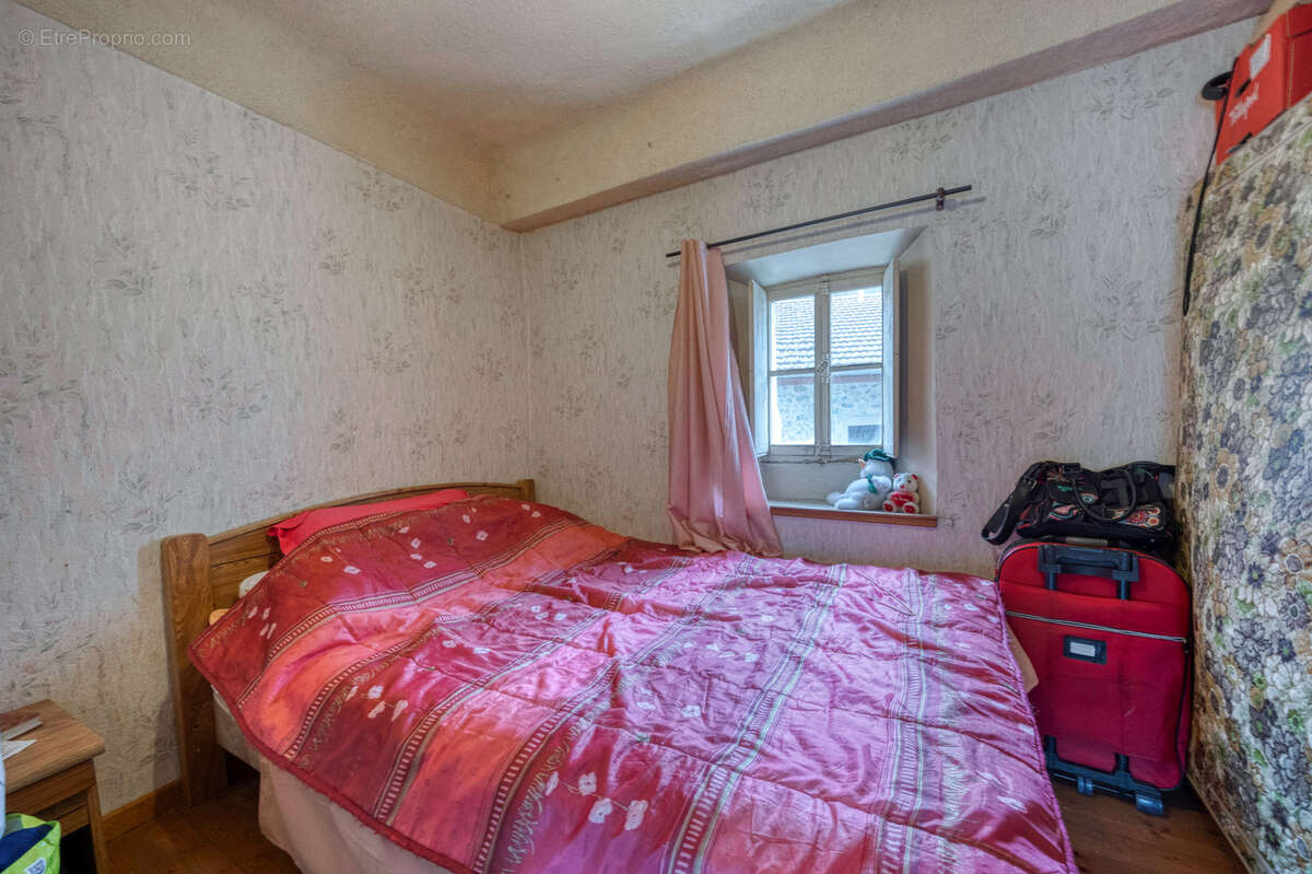 Maison à LA TERRASSE