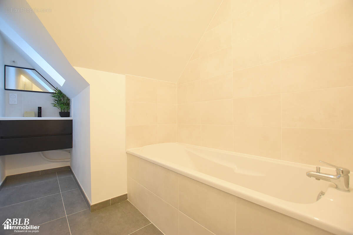 Maison à CERNAY-LA-VILLE