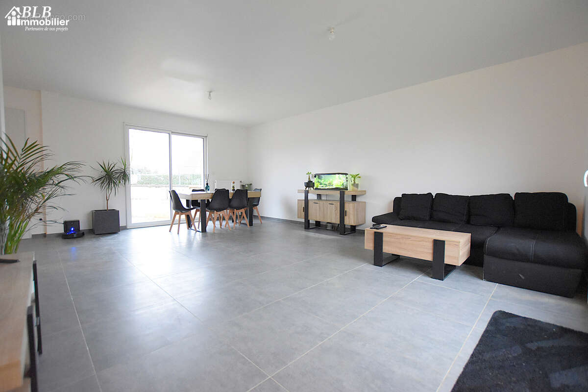 Maison à CERNAY-LA-VILLE