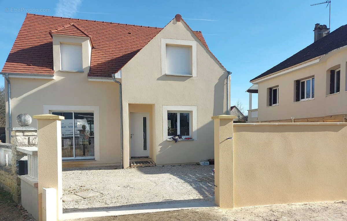 Maison à CERNAY-LA-VILLE