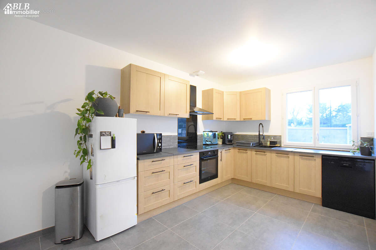 Maison à CERNAY-LA-VILLE