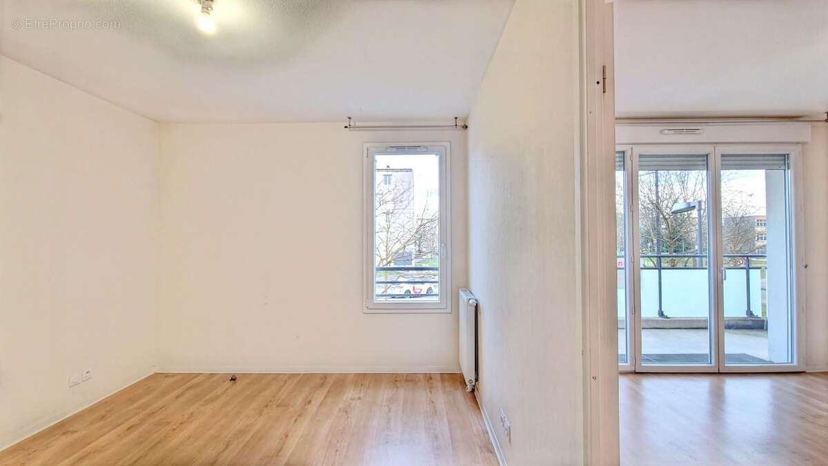 Appartement à CHENOVE