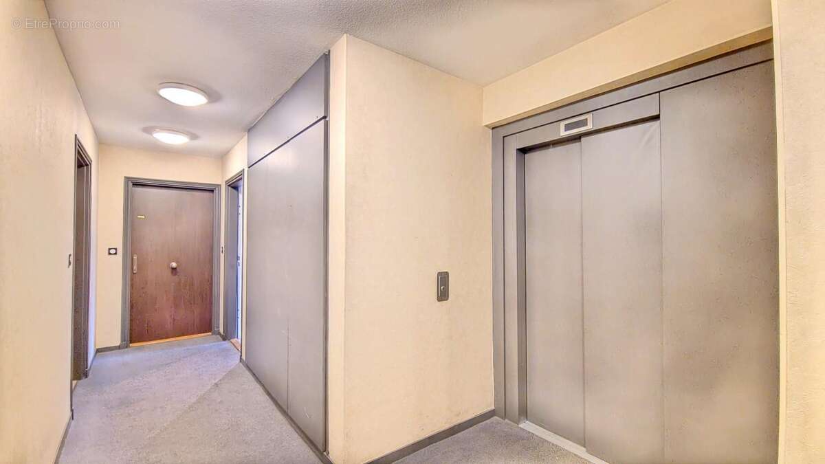 Appartement à CHENOVE