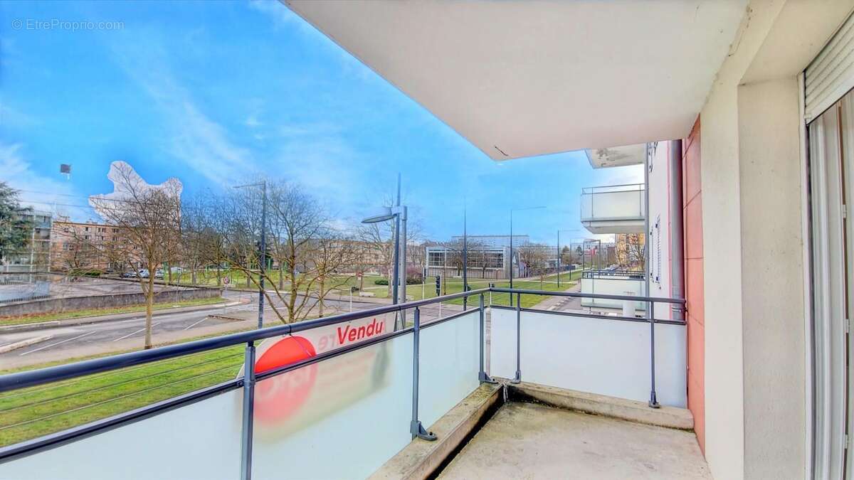 Appartement à CHENOVE