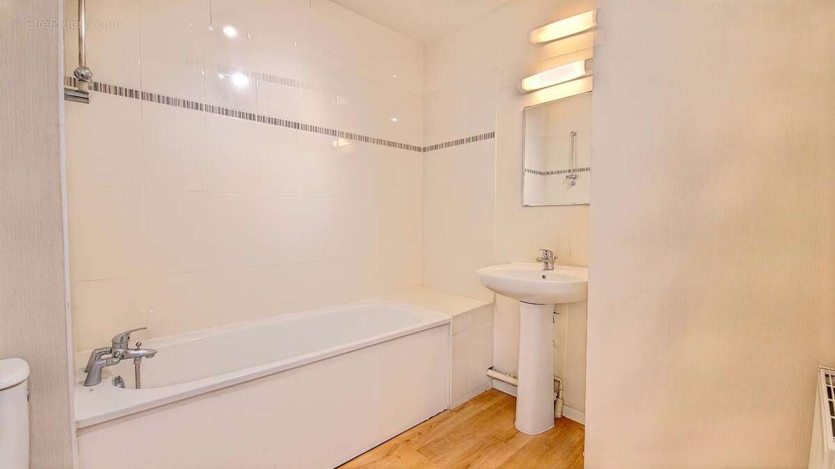 Appartement à CHENOVE