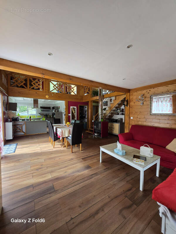 Maison à SAINT-JEAN-DU-BRUEL