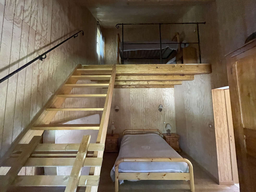 Maison à VALDEROURE