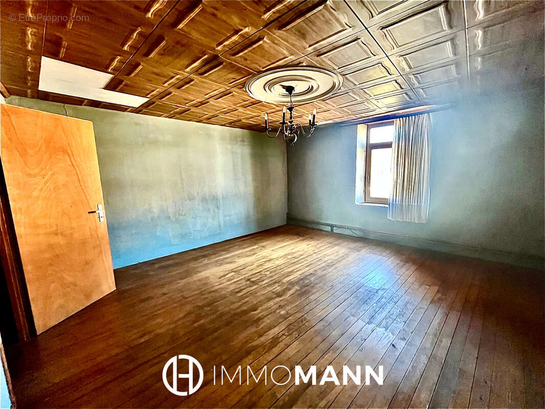 Maison à GUINGLANGE