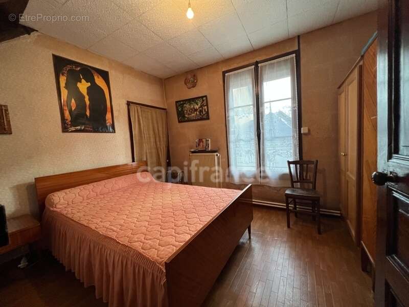 Maison à SAINT-EPAIN