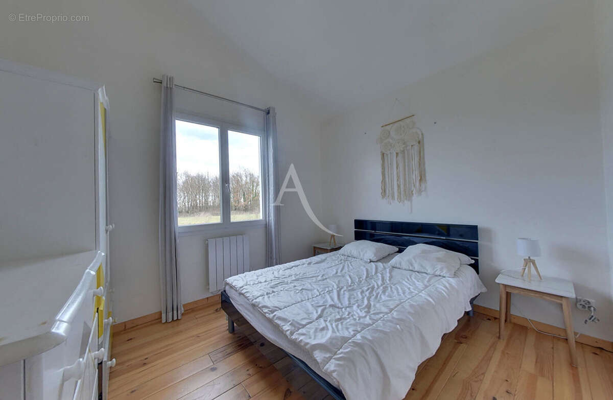 Maison à LA VILLE-DIEU-DU-TEMPLE