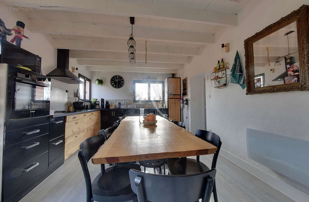 Maison à LA VILLE-DIEU-DU-TEMPLE