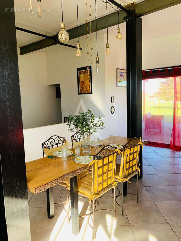 Maison à LA VILLE-DIEU-DU-TEMPLE