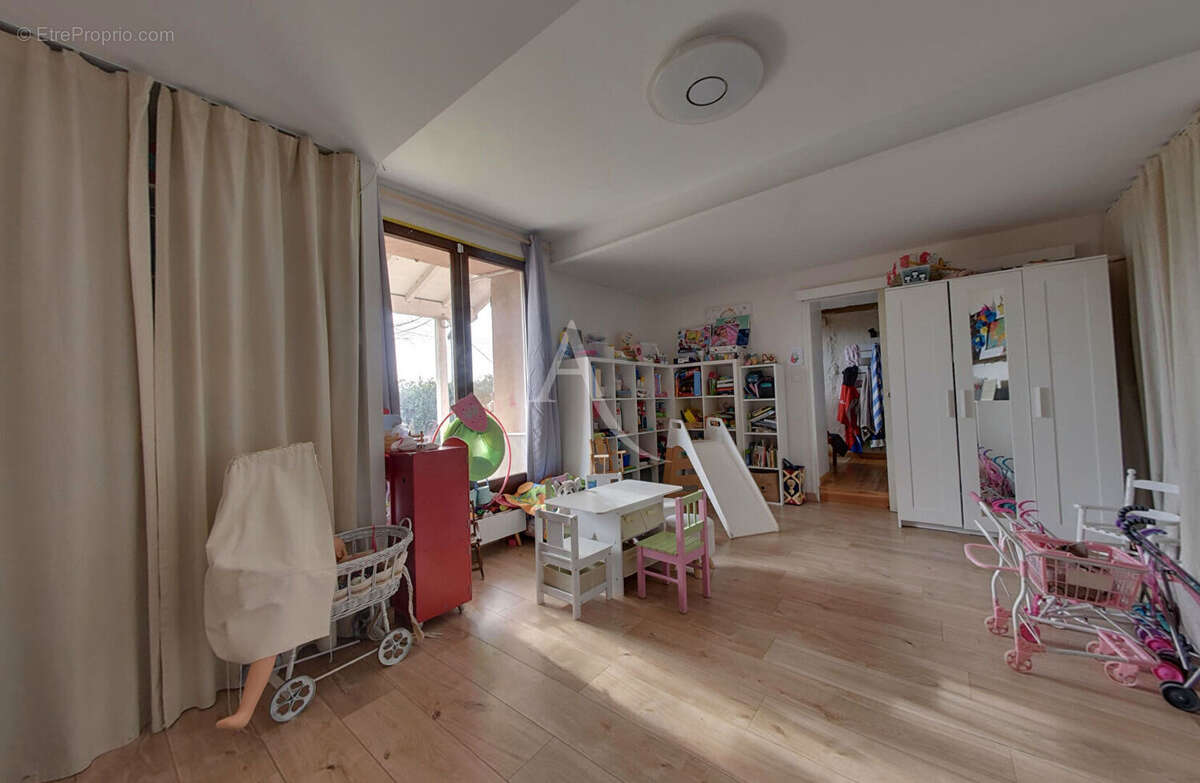 Maison à LA VILLE-DIEU-DU-TEMPLE