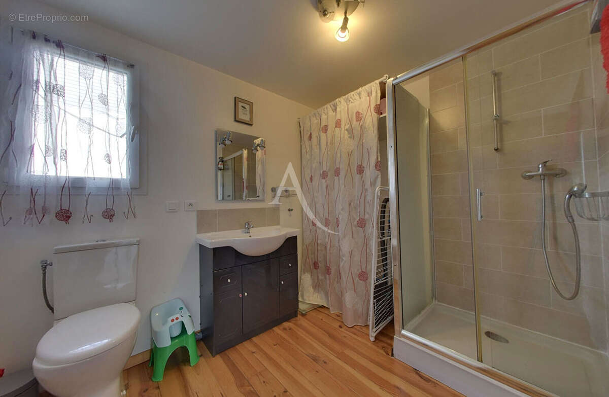 Maison à LA VILLE-DIEU-DU-TEMPLE