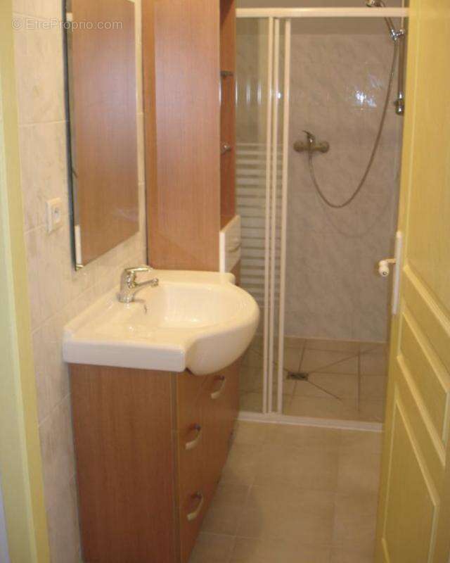 Appartement à SAINT-FONS