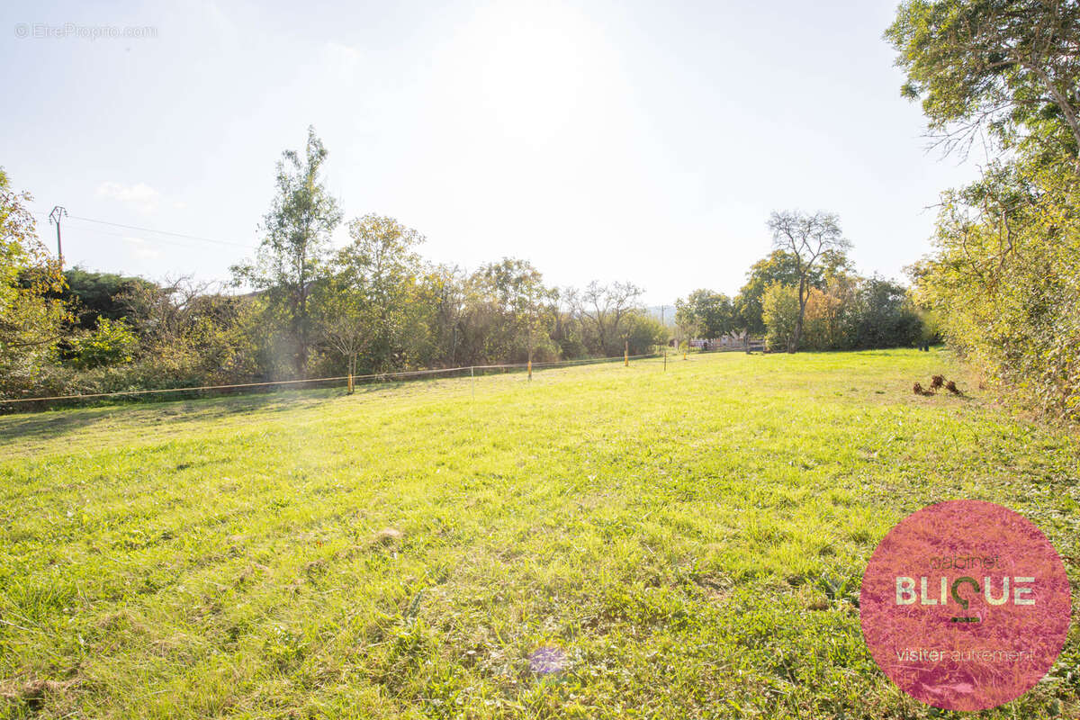 Terrain à JEANDELAINCOURT