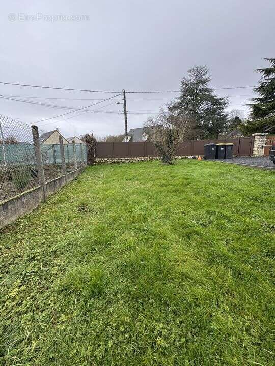 Terrain à MEREVILLE