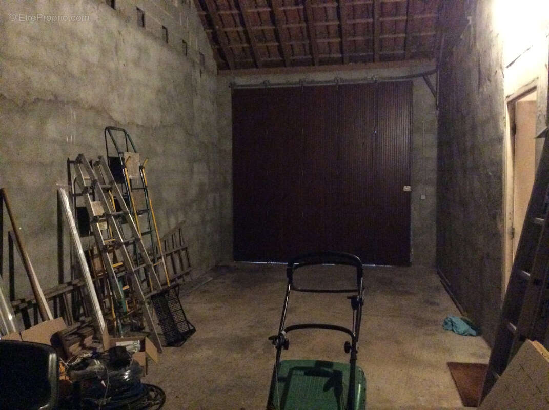 Maison à LACHAPELLE-AUZAC