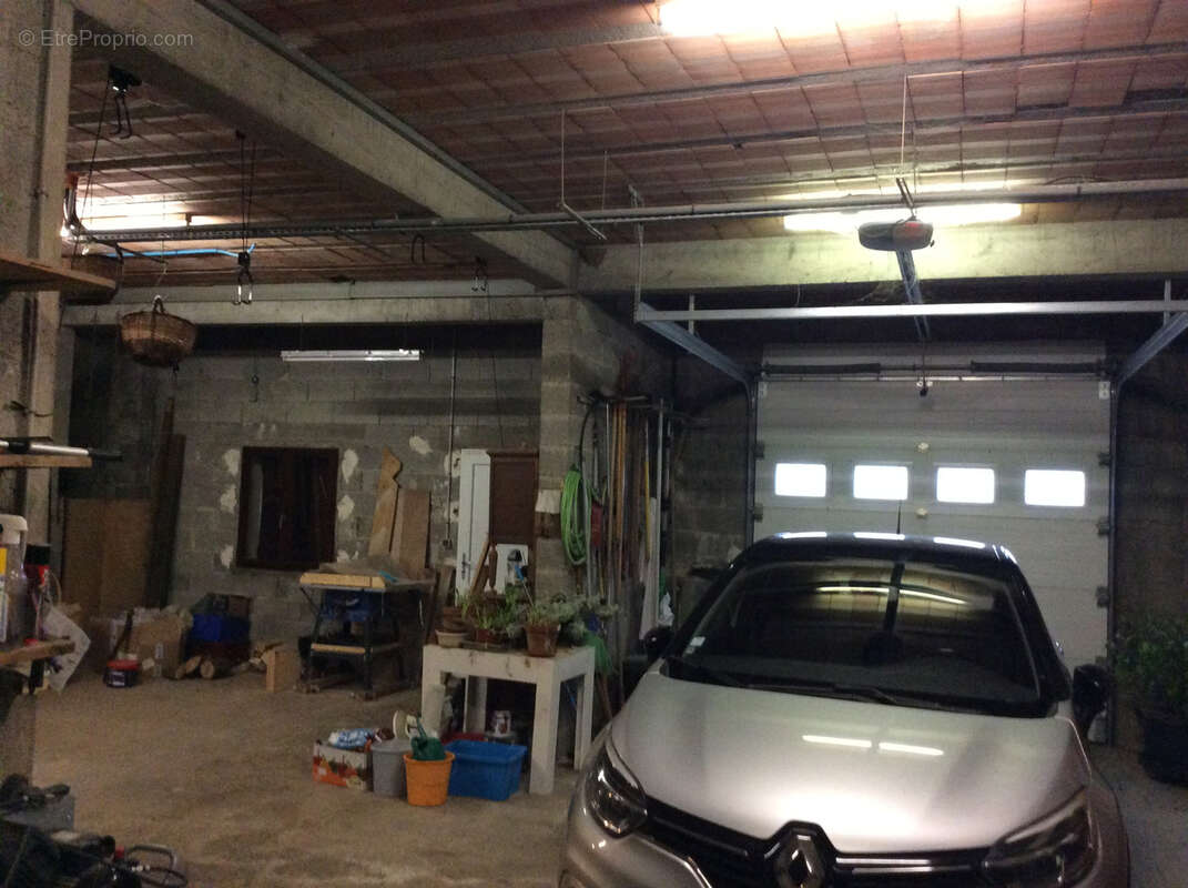 Maison à LACHAPELLE-AUZAC