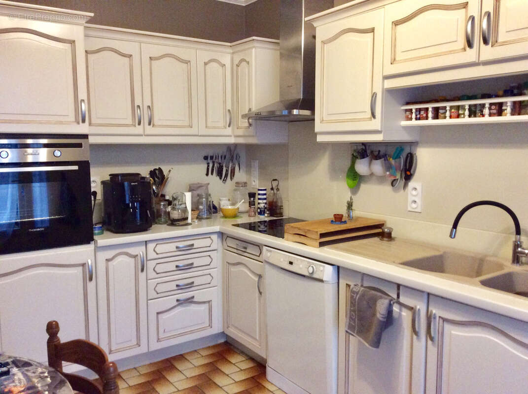 Maison à LACHAPELLE-AUZAC