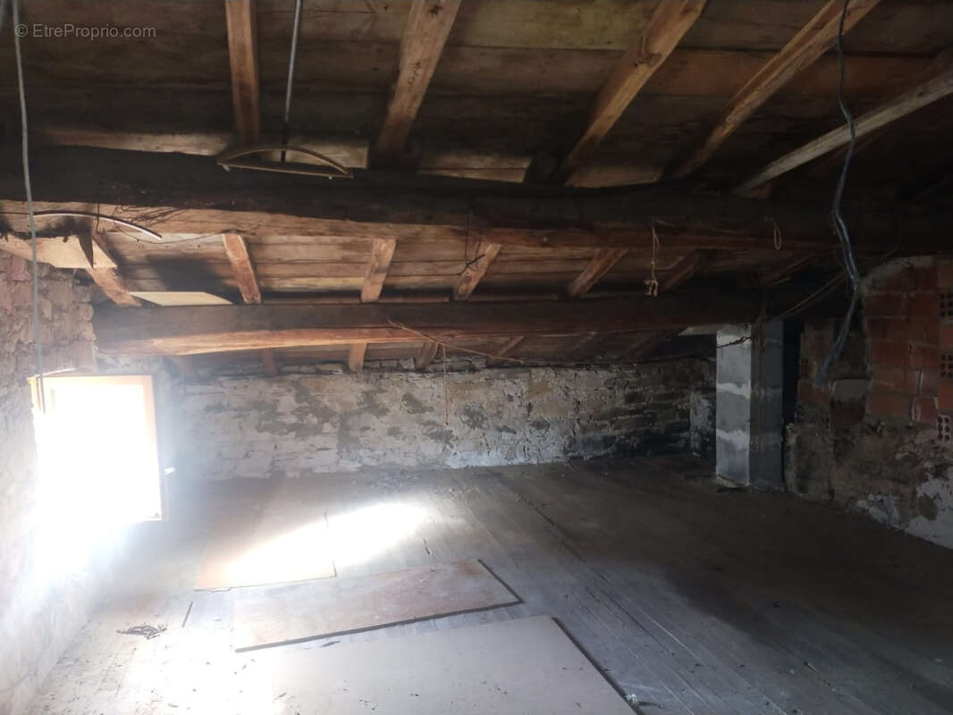 Maison à SOUGRAIGNE