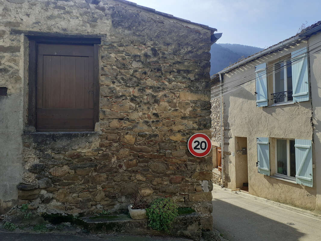 Maison à SOUGRAIGNE