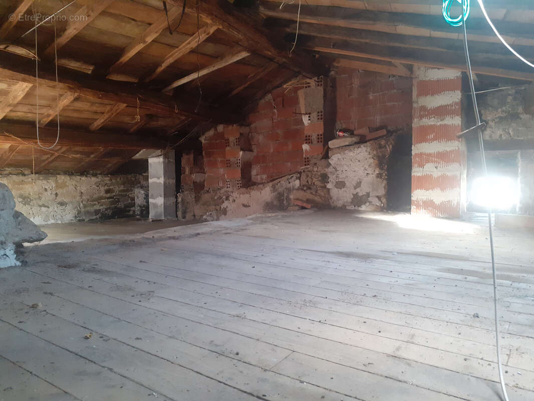 Maison à SOUGRAIGNE