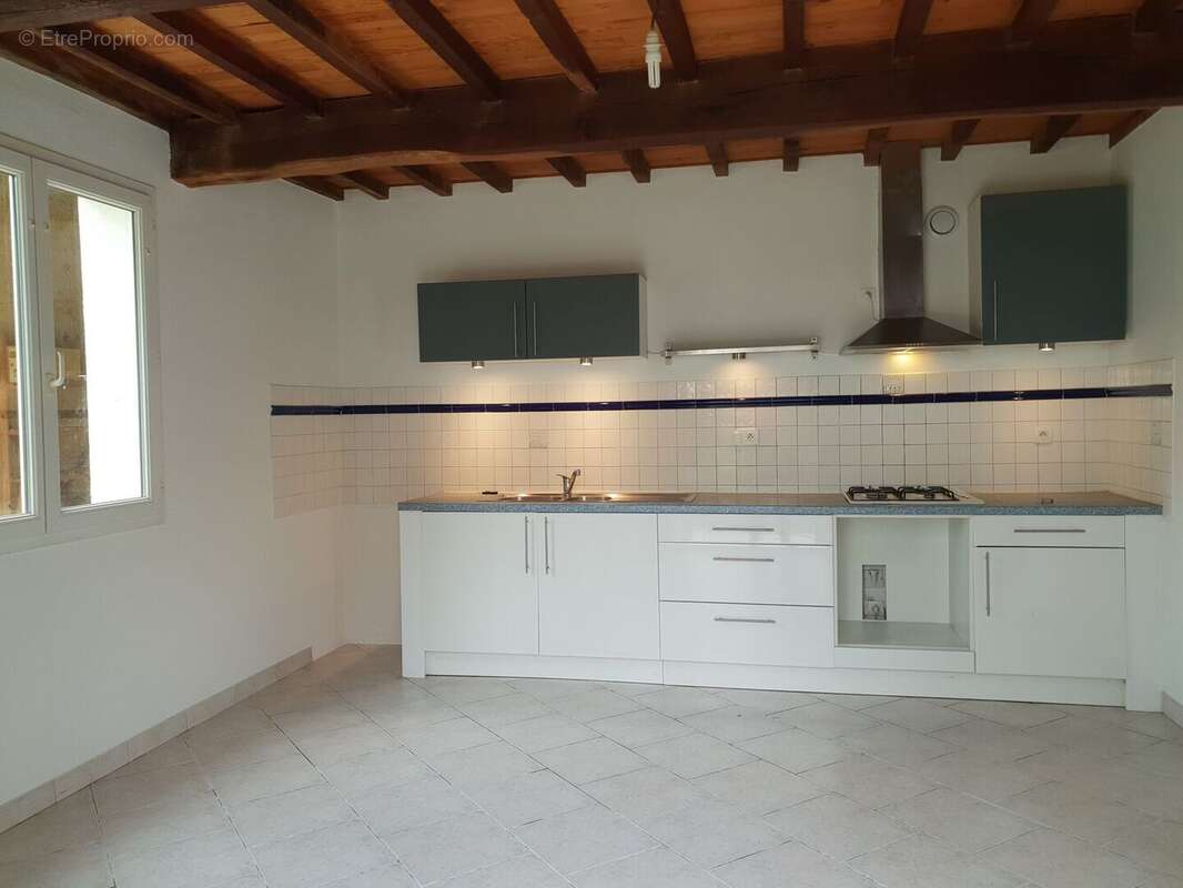 m cuisine eq ss - Maison à SARRAGUZAN