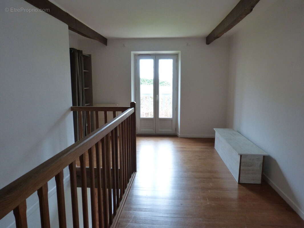 m palier - Maison à SARRAGUZAN