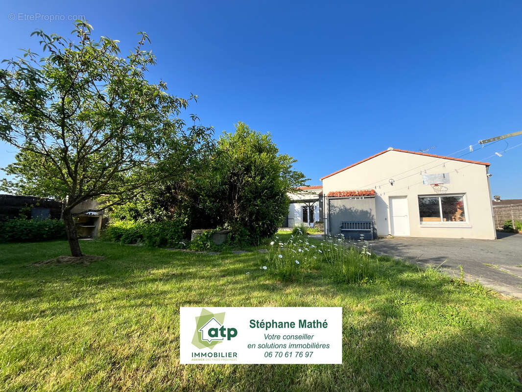 Maison à SAINT-DENIS-LA-CHEVASSE