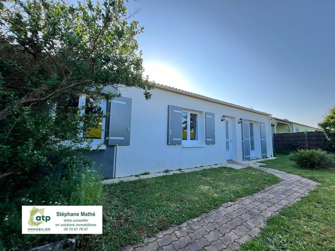 Maison à SAINT-DENIS-LA-CHEVASSE