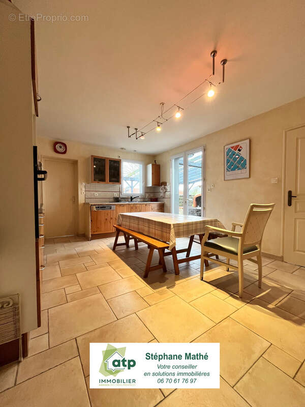 Maison à SAINT-DENIS-LA-CHEVASSE